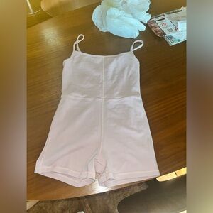 Aritzia Wilfred Free Divinity 3” Romper